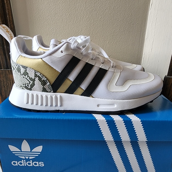 adidas Shoes - NWOT Womens Adidas